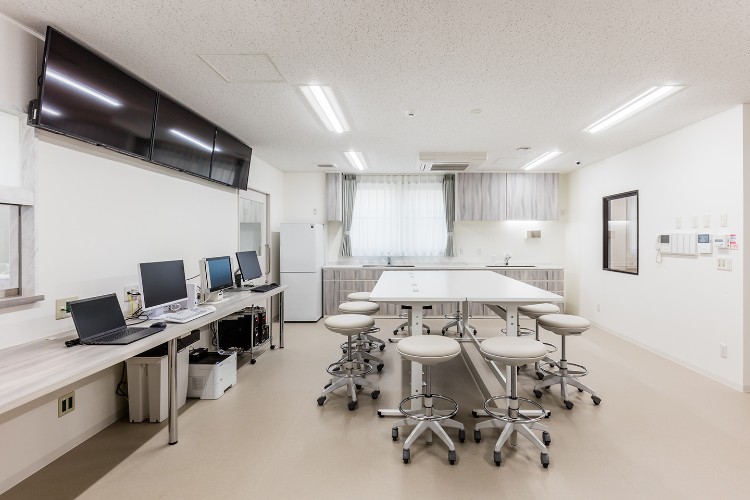 医療法人社団静産会 吉祥寺バースクリニックの正職員 医療事務 クリニック 産婦人科の求人情報イメージ2