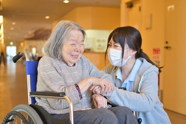 社会福祉法人東京有隣会 特別養護老人ホーム有隣ホームの正職員 介護職 特別養護老人ホームの求人情報イメージ4