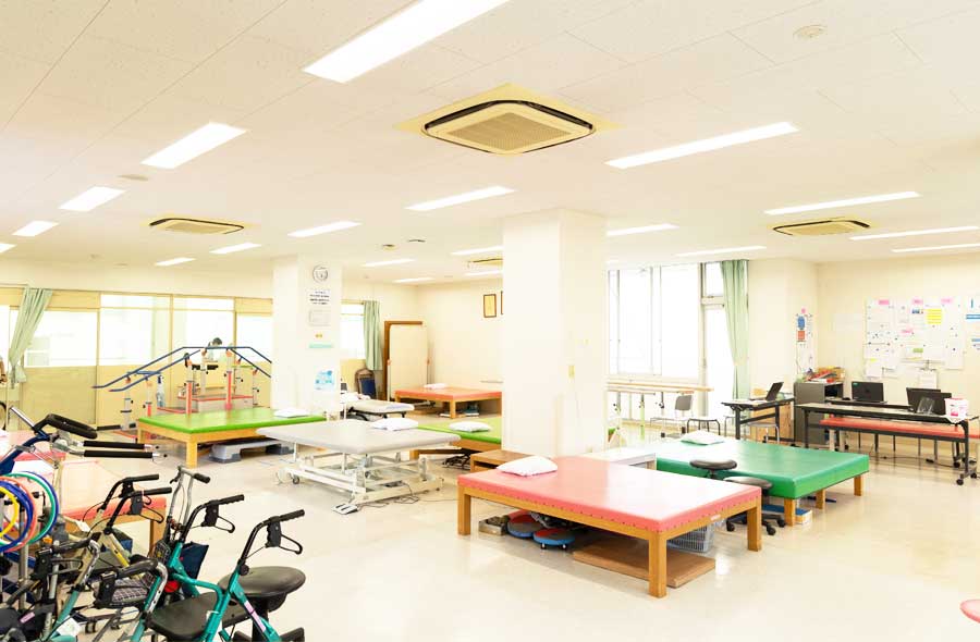 医療法人社団明芳会 イムス横浜東戸塚総合リハビリテーション病院の契約職員 リハビリ助手 病院 回復期リハビリテーション病院 一般内科 その他の診療科目の求人情報イメージ6