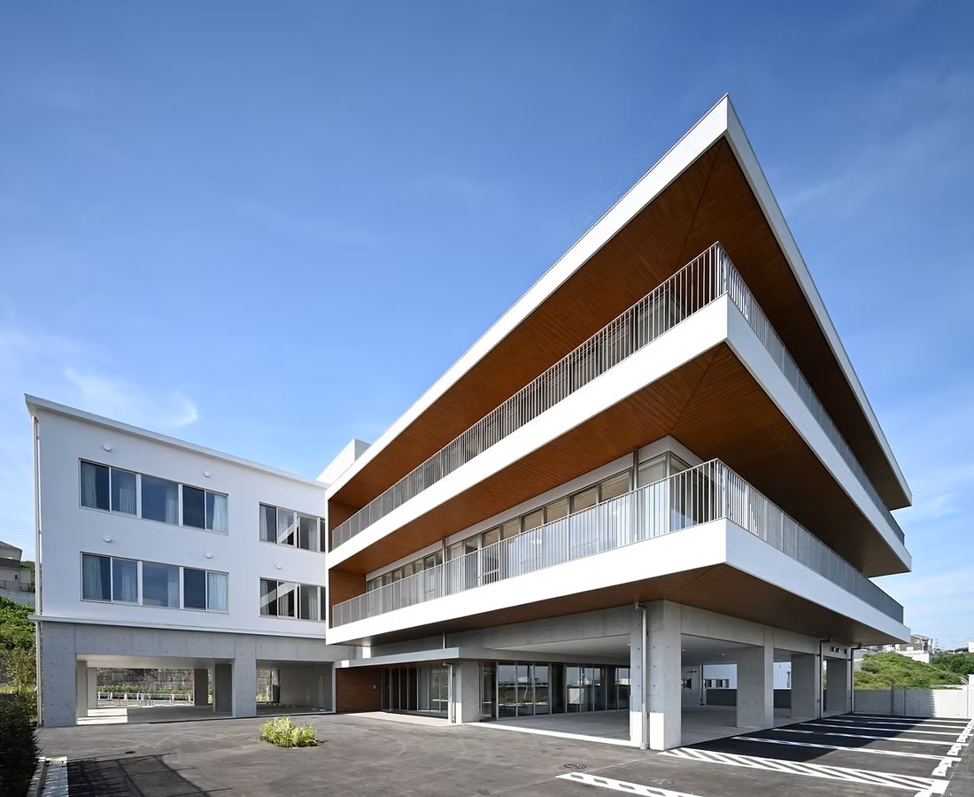 医療法人社団慶晃会 南山リハビリテーション病院の正職員 看護助手 回復期リハビリテーション病院求人イメージ