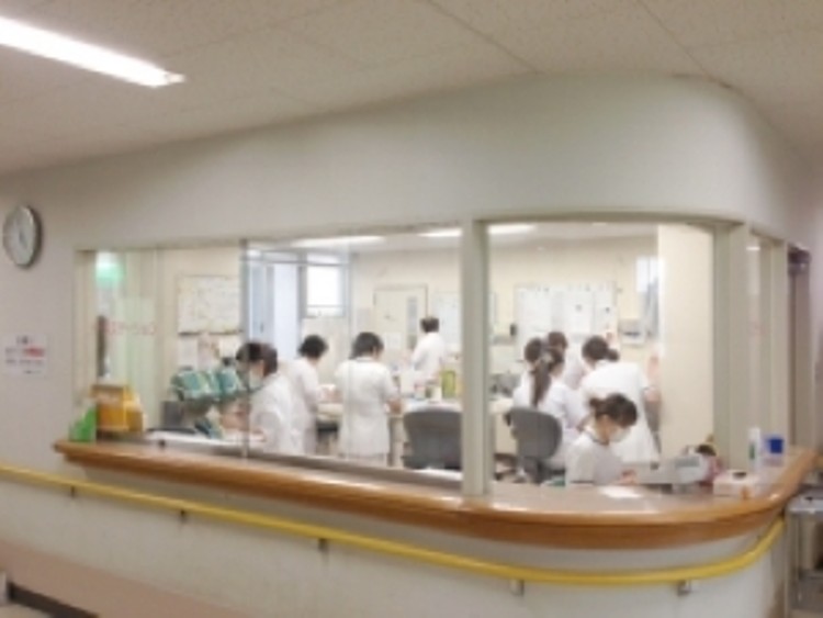 一般社団法人唐津東松浦医師会 唐津東松浦医師会医療センターの正職員 看護助手 病院 急性期病棟 放射線科 消化器内科 消化器外科 一般外科 一般内科 その他の診療科目の求人情報イメージ2