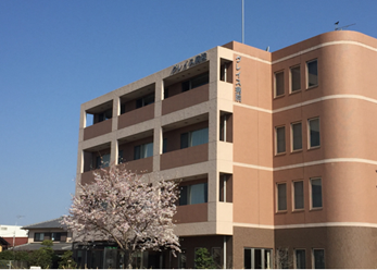 医療法人社団青秀会 グレイス病院の正職員 看護助手 病院 一般内科 その他の診療科目求人イメージ