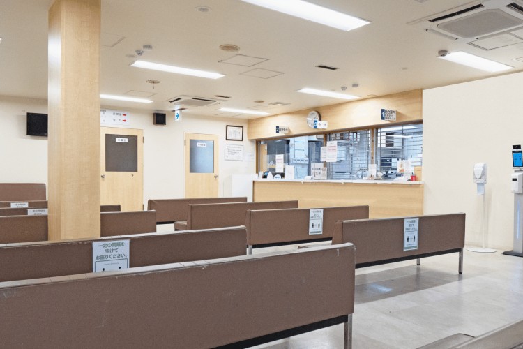 医療法人秋葉病院 秋葉病院のパート・アルバイト 看護助手 病院 急性期病棟 眼科 一般外科 一般内科 その他の診療科目の求人情報イメージ2