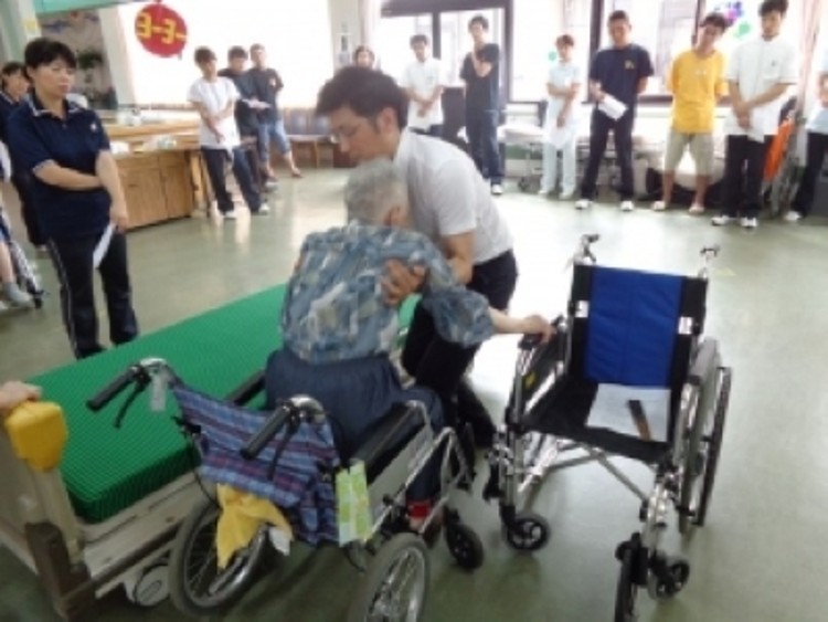 医療法人有働会 菊池有働病院の正職員 看護助手 病院 一般内科 精神科・心療内科の求人情報イメージ6