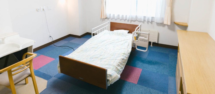 社会医療法人社団愛心館 介護老人保健施設プラットホームのパート・アルバイト 介護職 介護老人保健施設の求人情報イメージ3