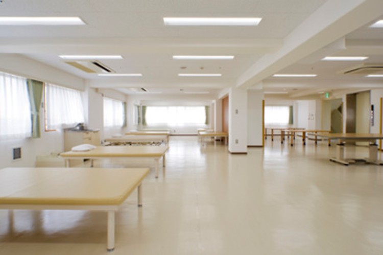 医療法人社団明芳会 イムスリハビリテーションセンター東京葛飾病院の正職員 看護助手 病院 回復期リハビリテーション病院 その他の診療科目の求人情報イメージ6