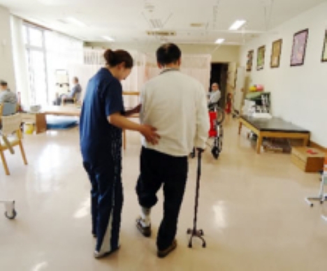 医療法人海邦会 介護老人保健施設長山の正職員 介護職 介護老人保健施設の求人情報イメージ2