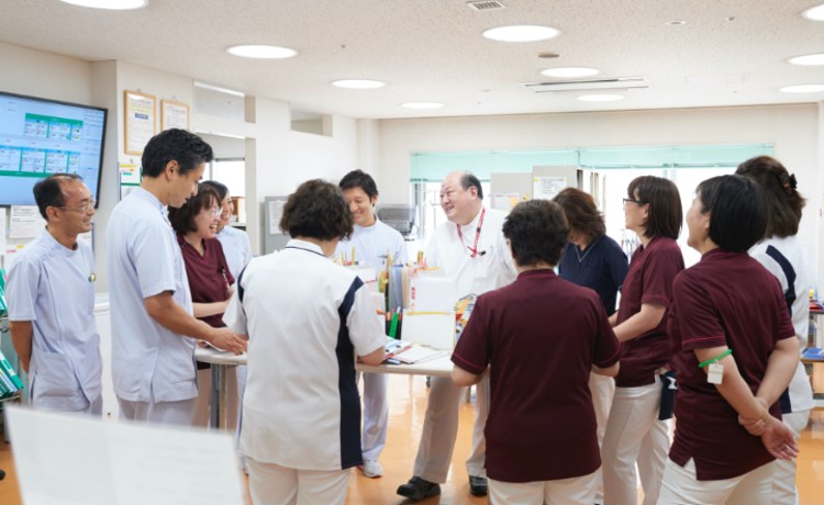 一般財団法人仁和会 仁和会総合病院の正職員 看護助手 病院 急性期病棟 整形外科 眼科 放射線科 消化器内科 消化器外科 一般外科 一般内科 循環器内科 形成外科 リウマチ科 皮膚科 耳鼻咽喉科 その他の診療科目の求人情報イメージ6